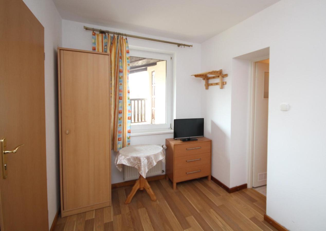 Pokoje Goscinne Lidia Łeba Chambre photo